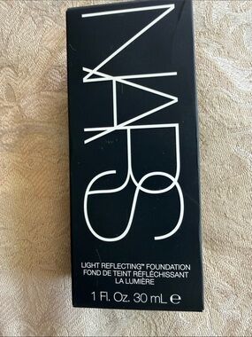 NARS Light Reflecting Foundation – brand new the colour is HUAHINE